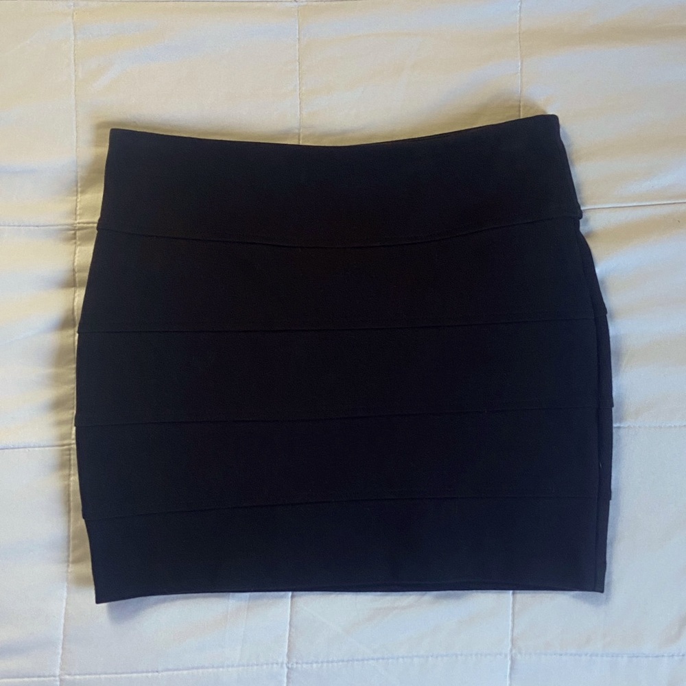 Mini skirt 🖤